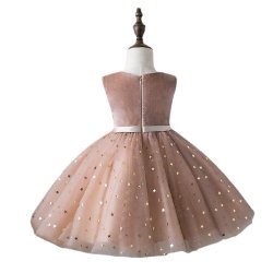 Barnekjole med pailletter i tyl