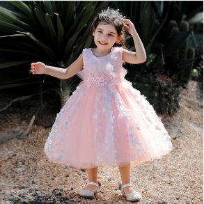 Patchwork Kjole Med Ydeevne Perler - Lyserd